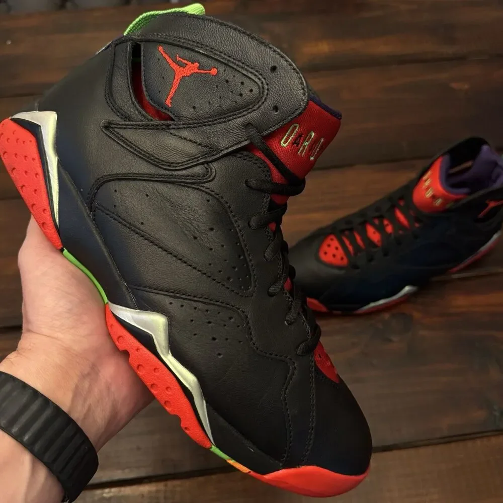 Air Jordan 7 Retro Marvin the Martian Shoes